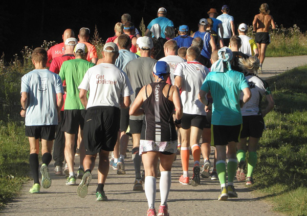 /images/news/2019/1/group-of-runners-600.jpg