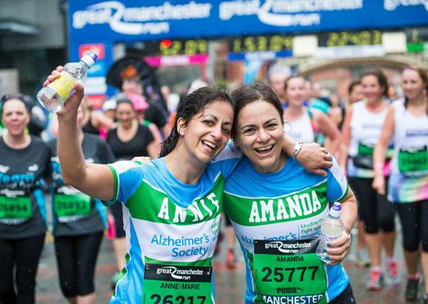 /images/news/2019/1/manc-run-pair-600.jpg