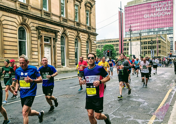 runners at Mens 10K in Glasgow