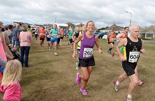 Clacton Half Marathon start