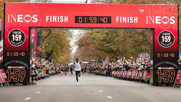 /images/news/2019/4/eliud-kipchoge-sub-2-hour-marathon.jpg