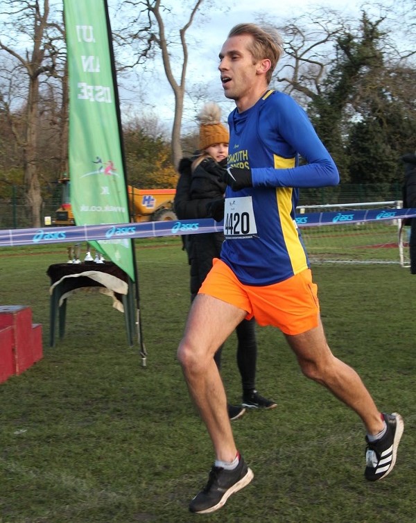 Oliver White wins Putney 10K 2019