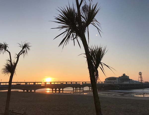 Bournemouth seafront sunrise