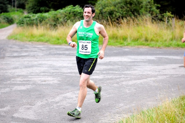 Phil Thomas 6 Towns Runner