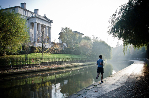 /images/news/2020/1/edited-runner-canal-26-03-2020.jpg