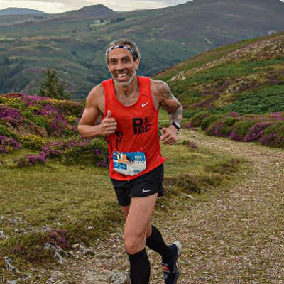 NHS nurse And Runner Steve Forsyth Thanks Mick Hall For Free Photos