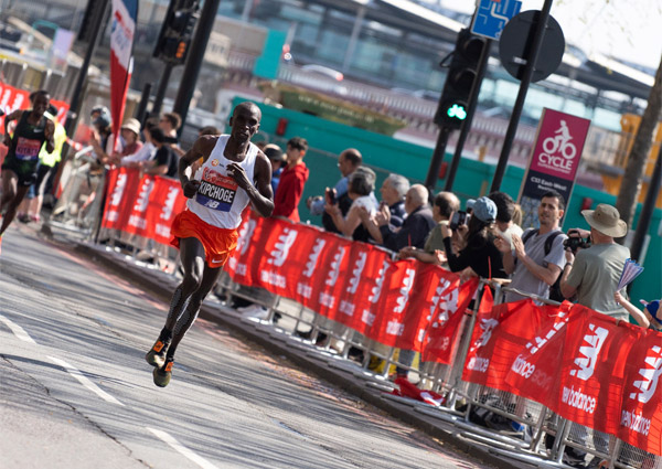 /images/runtalk/2020/eliud-600.jpg